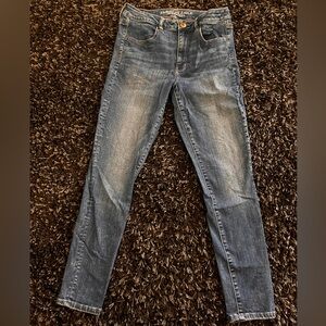 American Eagle Women’s Sz 8 Short Jeggings